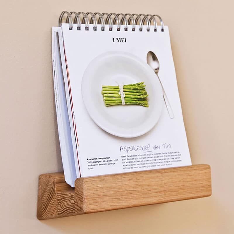 LookShelf 014 685x1024 1 LookShelf 014 685x1024 1