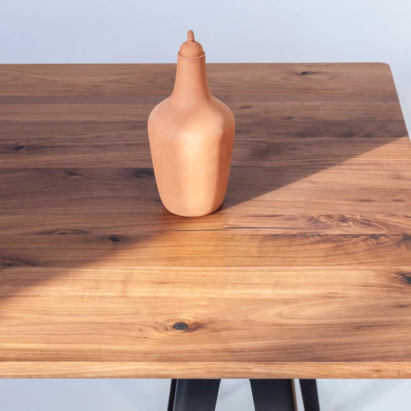 Vij5 Trestle Table in massief noten door David Derksen 2021 image by Vij5 IMG 1460 Vij5 Trestle Table in massief noten door David Derksen 2021 image by Vij5 IMG 1460