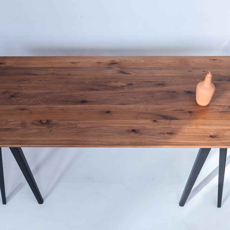 Vij5 Trestle Table in massief noten door David Derksen 2021 image by Vij5 IMG 1463 Vij5 Trestle Table in massief noten door David Derksen 2021 image by Vij5 IMG 1463