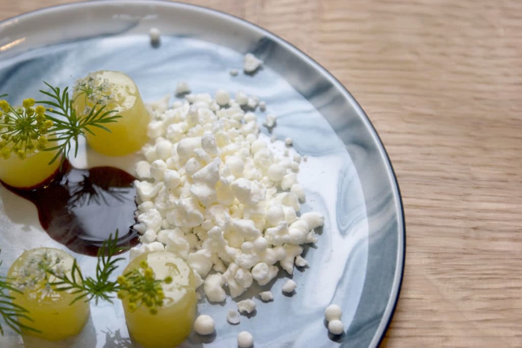 benz at kazerne 2019 goatyoghurt granita hay smoked beetroot image by nik tonglet 1 1200x800 1