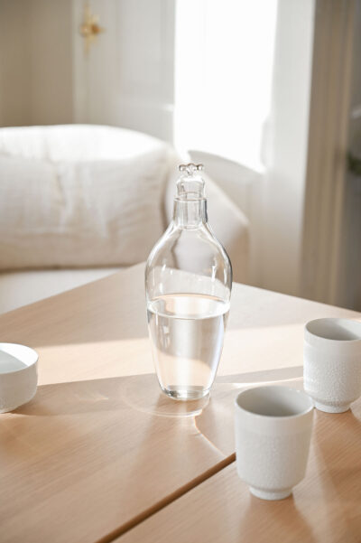 Vij5 Tap Water Carafe by LOTTEDERAADT (image by Michiel J Bosman) 2 low res