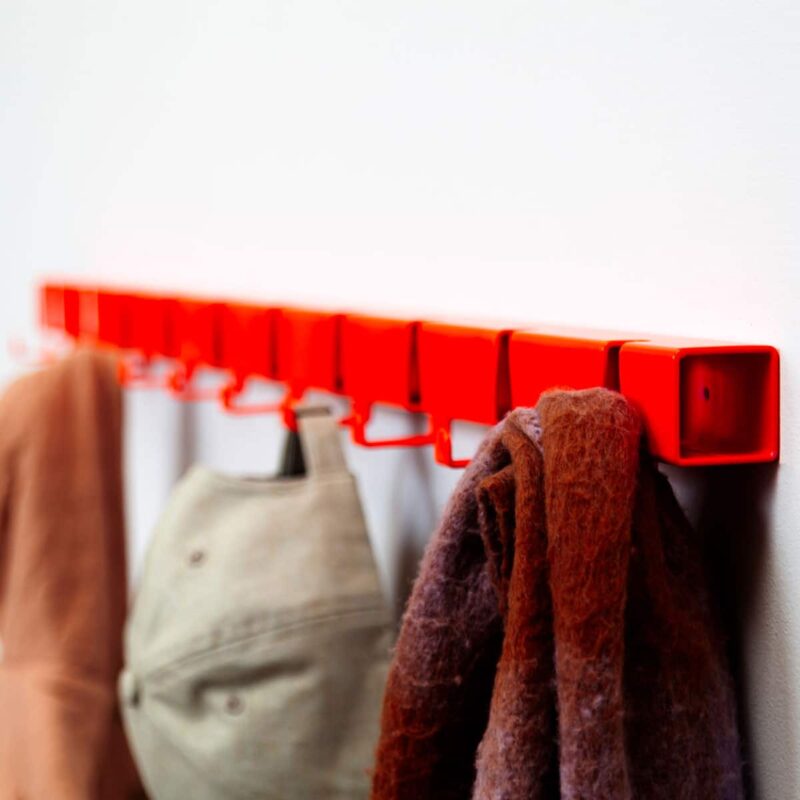 Vij5 Coatrack by the Meter FLUOR RAL3026 IMG 0773